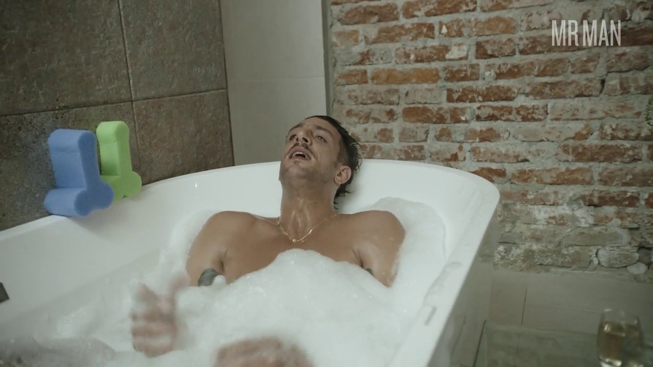 Joaquín Ferreira Nude Naked Pics And Sex Scenes At Mr Man Free