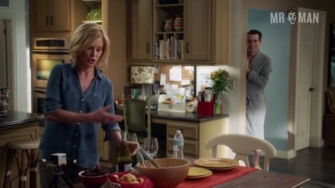 Ty Burrell Nude - Naked Pics and Sex Scenes at Mr. Man